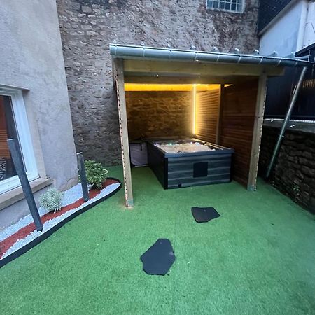 Beau Loft Room Proche Mont Saint Michel Jaccuzi Illimite En Plein Centre Avranches Bagian luar foto